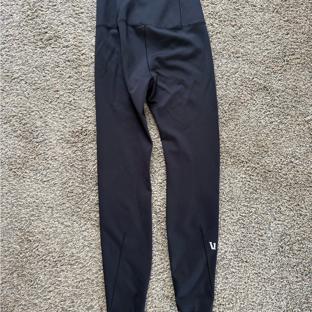 Vuori Black High-Waisted Leggings - Picture 2 of 3